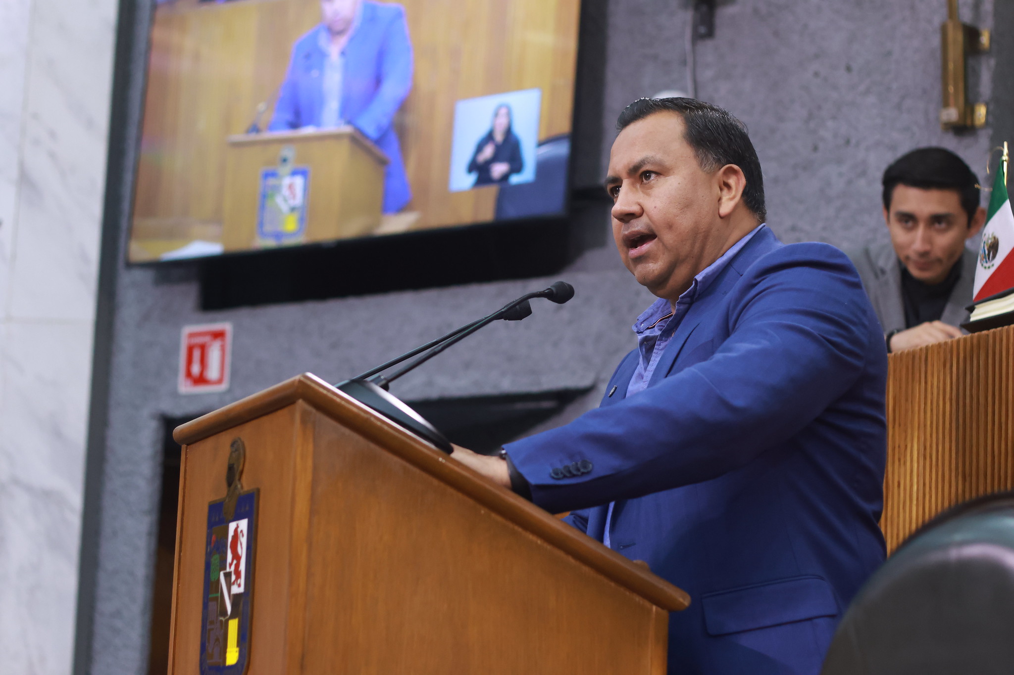 “estudiantes rurales Nuevo León becas educación comunidades”