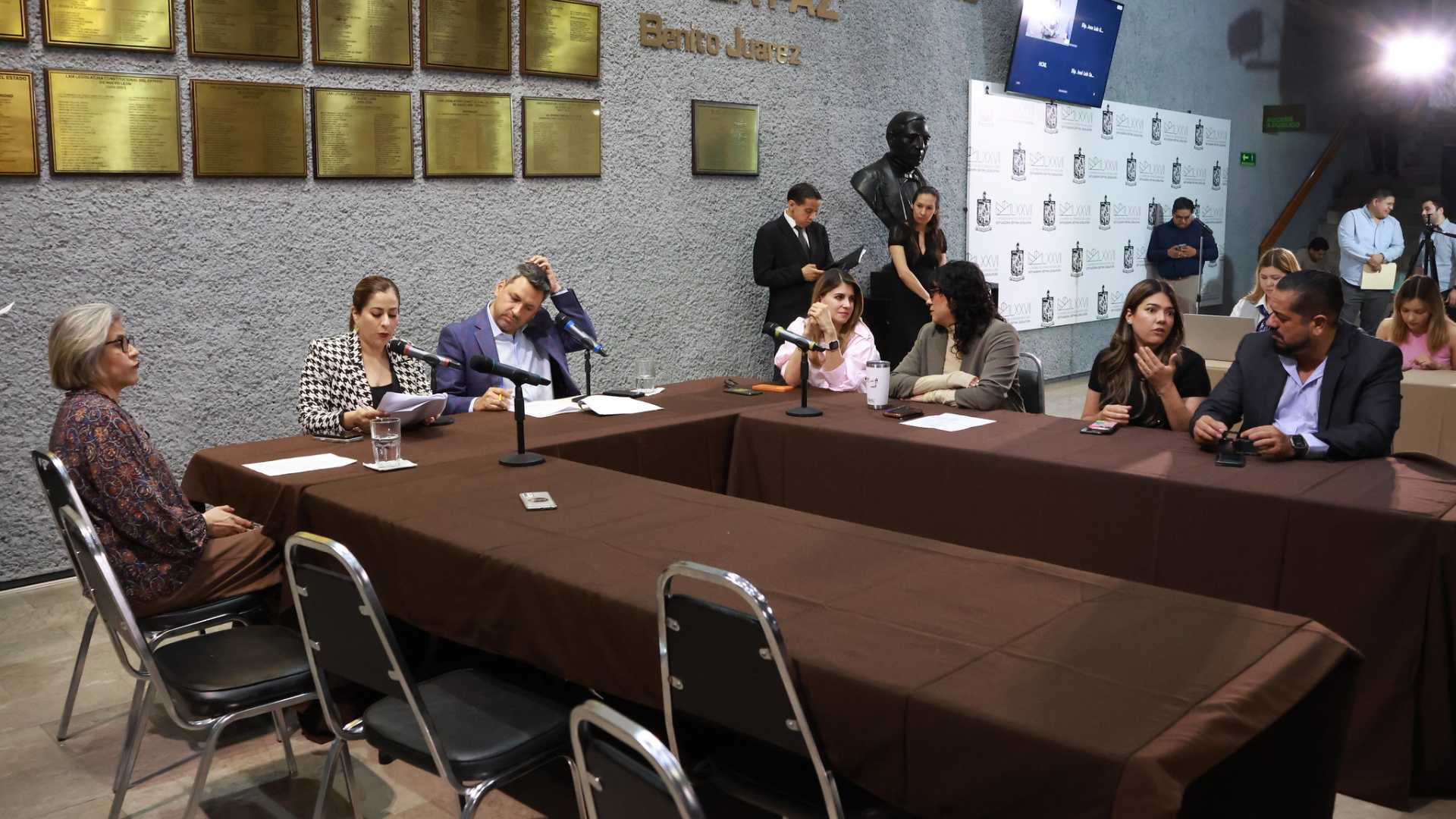 Congreso aprueba licencia de Arratia; nombran alcaldesa sustituta en Juárez