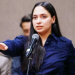 Mónica Oyervides asume alcaldía tras salida de Arratia