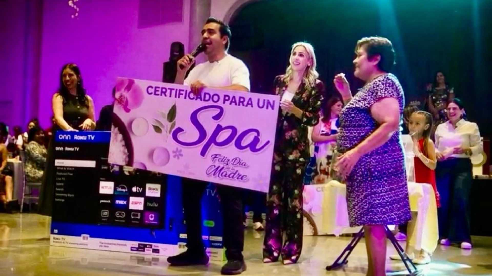 Santa Catarina festeja a miles de mamás