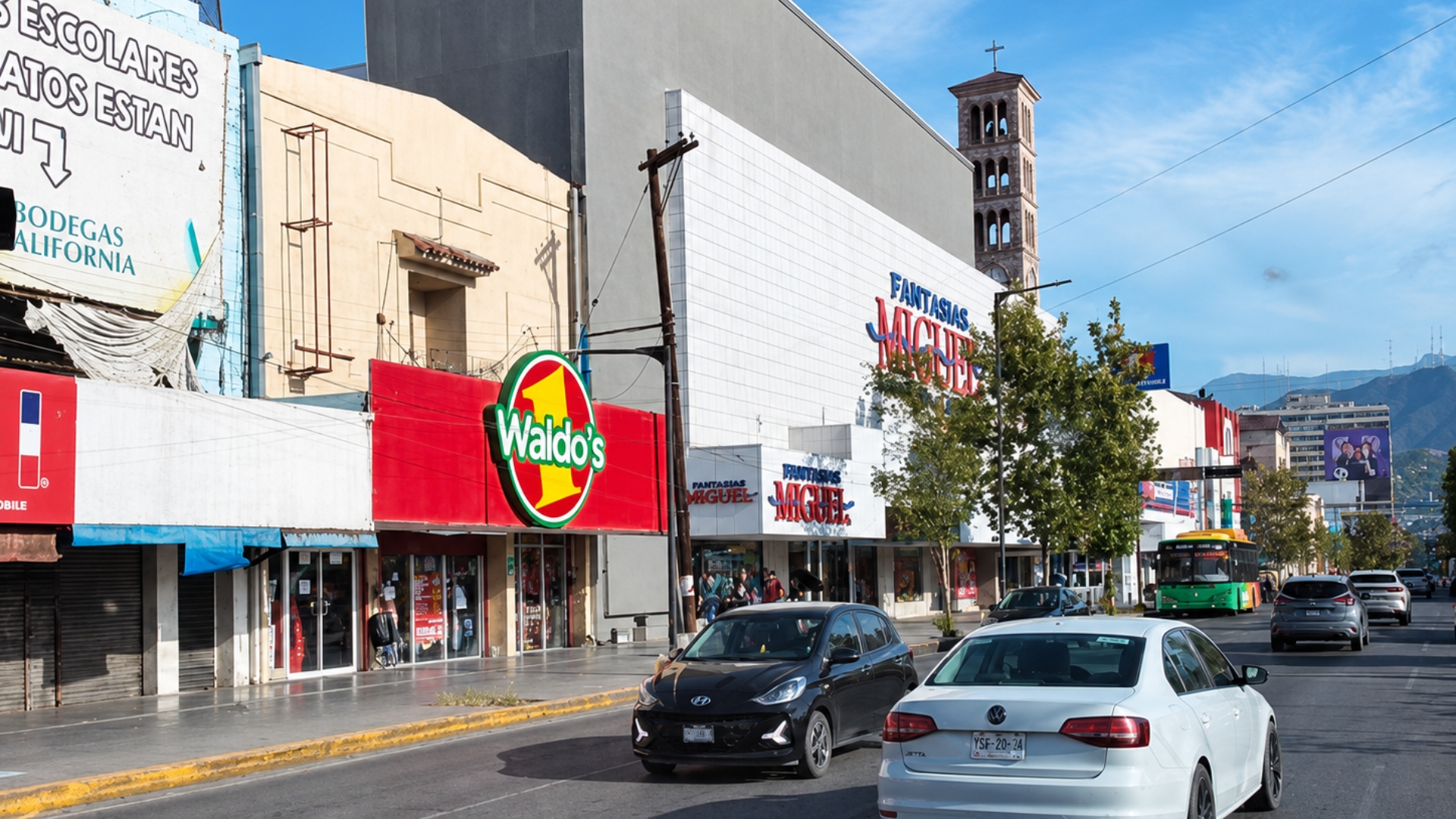 Monterrey retiene 46 artículos durante operativo contra comercio irregular en el centro